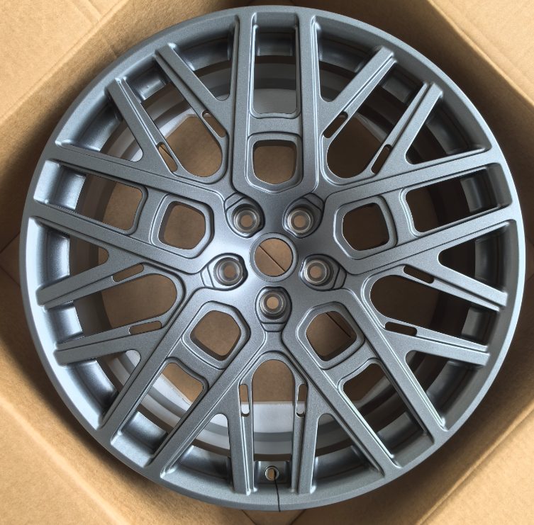 Кованые диски Ju-Tuning RGW21899 матовый стальной серый R22 5x120 на Range Rover, Defender