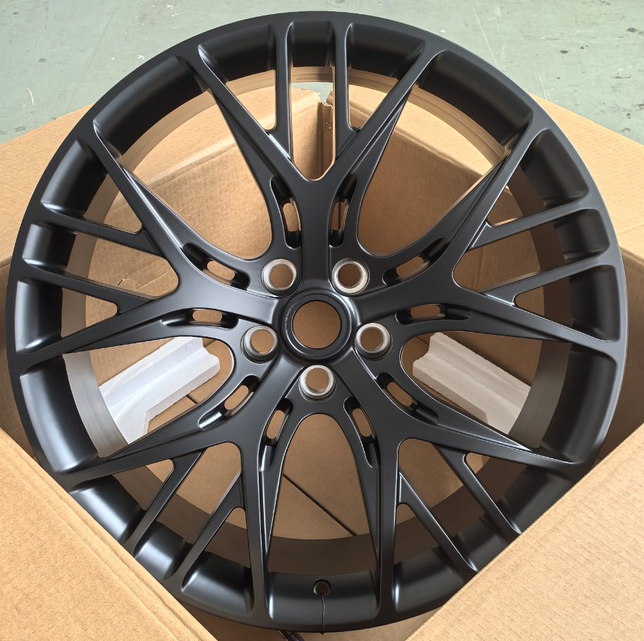 Кованые диски Ju-Tuning RGWC21897 матовый стальной серый R22 5x120 на Range Rover, Defender