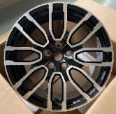 Кованые диски Ju-Tuning RGWR0549 чёрный глянец R20 5x120 на Range Rover, Defender