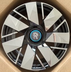 Кованые диски Ju-Tuning RGWC1758 чёрный глянец полированная лицевая часть R22–R23 5x112 на Bentley, Rolls-Royce