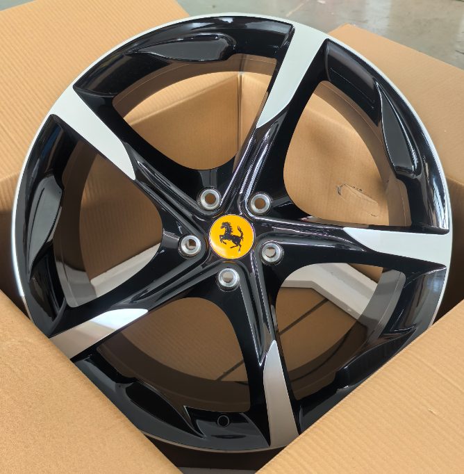Кованые диски Ju-Tuning RGWC213L чёрный R20 5x114.3 на Bentley, Rolls-Royce