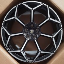 Кованые диски Ju-Tuning RGWC5632 чёрный R23 5x130 на Bentley, Rolls-Royce