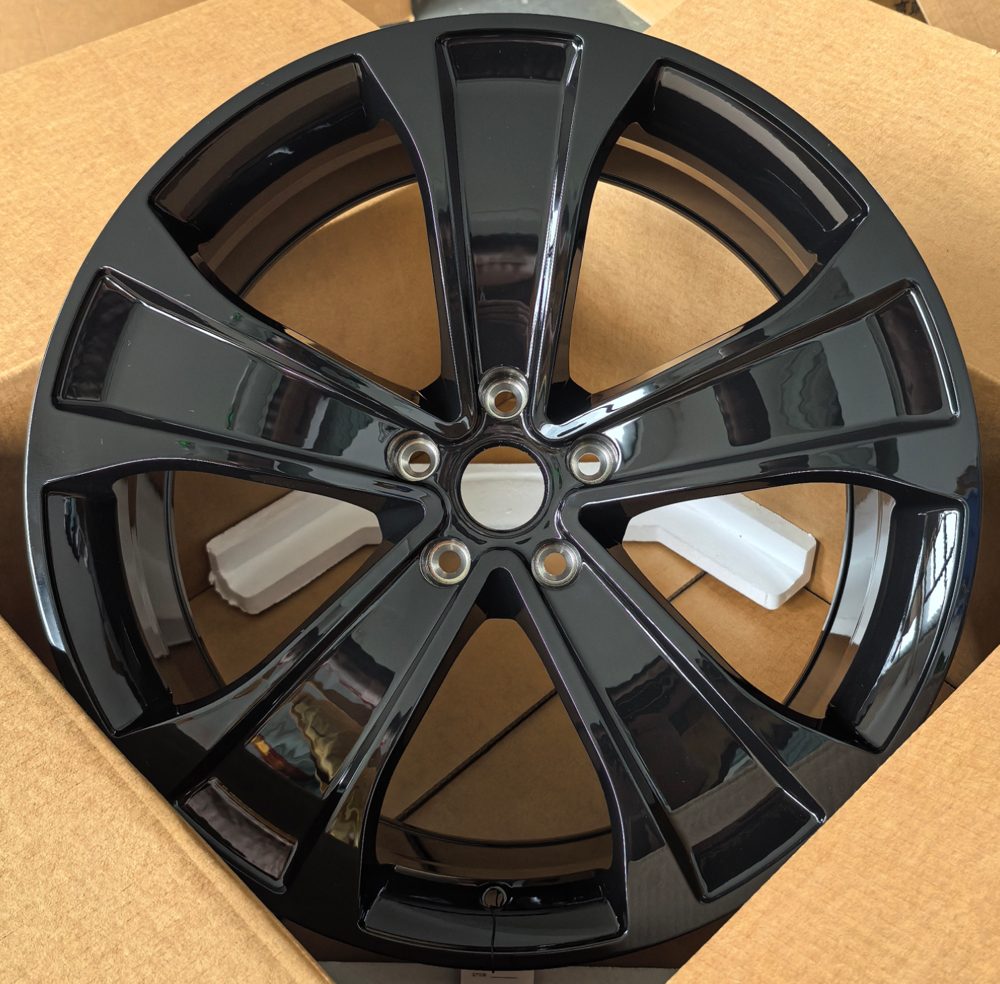 Кованые диски Ju-Tuning RGWC2241 чёрный глянец R20–R21 5x120 на AITO, Li Auto, Xiaomi, Zeekr