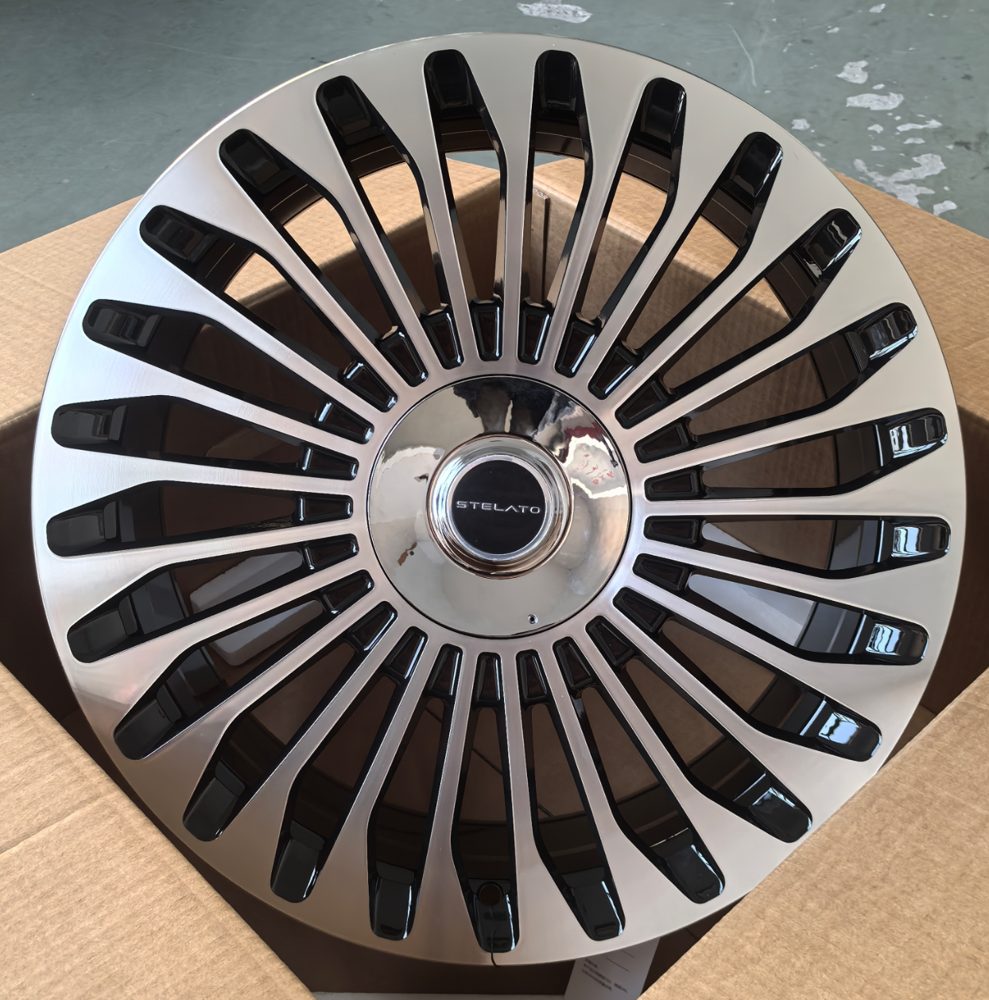 Кованые диски Ju-Tuning RGWC2239 чёрный глянец R20 5x114.3 на AITO, Li Auto, Xiaomi, Zeekr