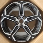 Кованые диски Ju-Tuning RGWC2246 чёрный глянец R19 5x114.3 на AITO, Li Auto, Xiaomi, Zeekr