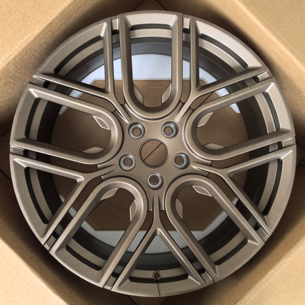 Кованые диски Ju-Tuning RGWC4106C чёрный мат стальной серый R21 5x114.3 на AITO, Li Auto, Xiaomi, Zeekr