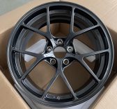 Кованые диски Ju-Tuning RID-2 чёрный глянец повышенного блеска R18 5x114.3