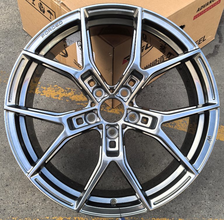 Кованые диски Ju-Tuning RGW1820 хромированное серебро R19 5x14.3