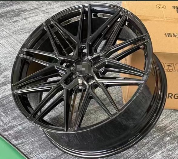 Кованые диски Ju-Tuning RGWC491 чёрный глянец R20 5x114.3