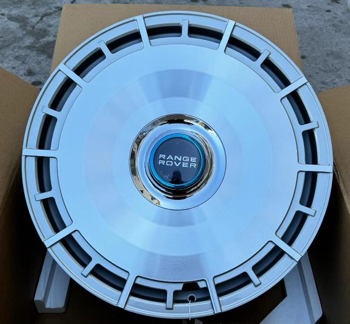 Кованые диски Ju-Tuning RGWX494B серебристый R20 5x114.3