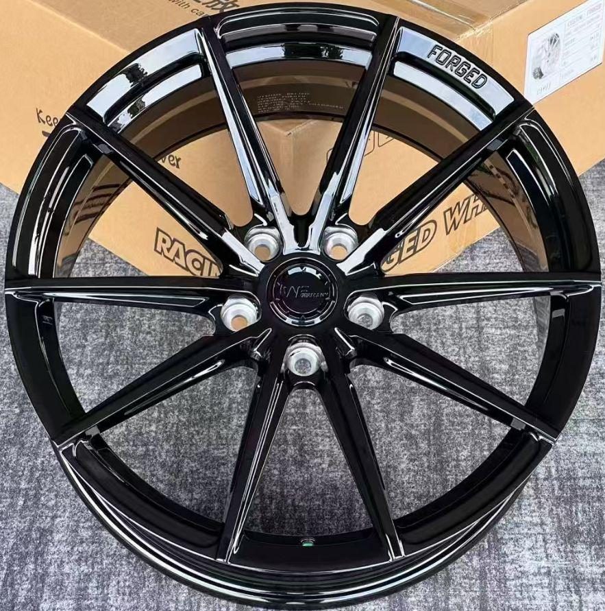 Кованые диски Ju-Tuning RL2878 брашированное серебро R20 5x112