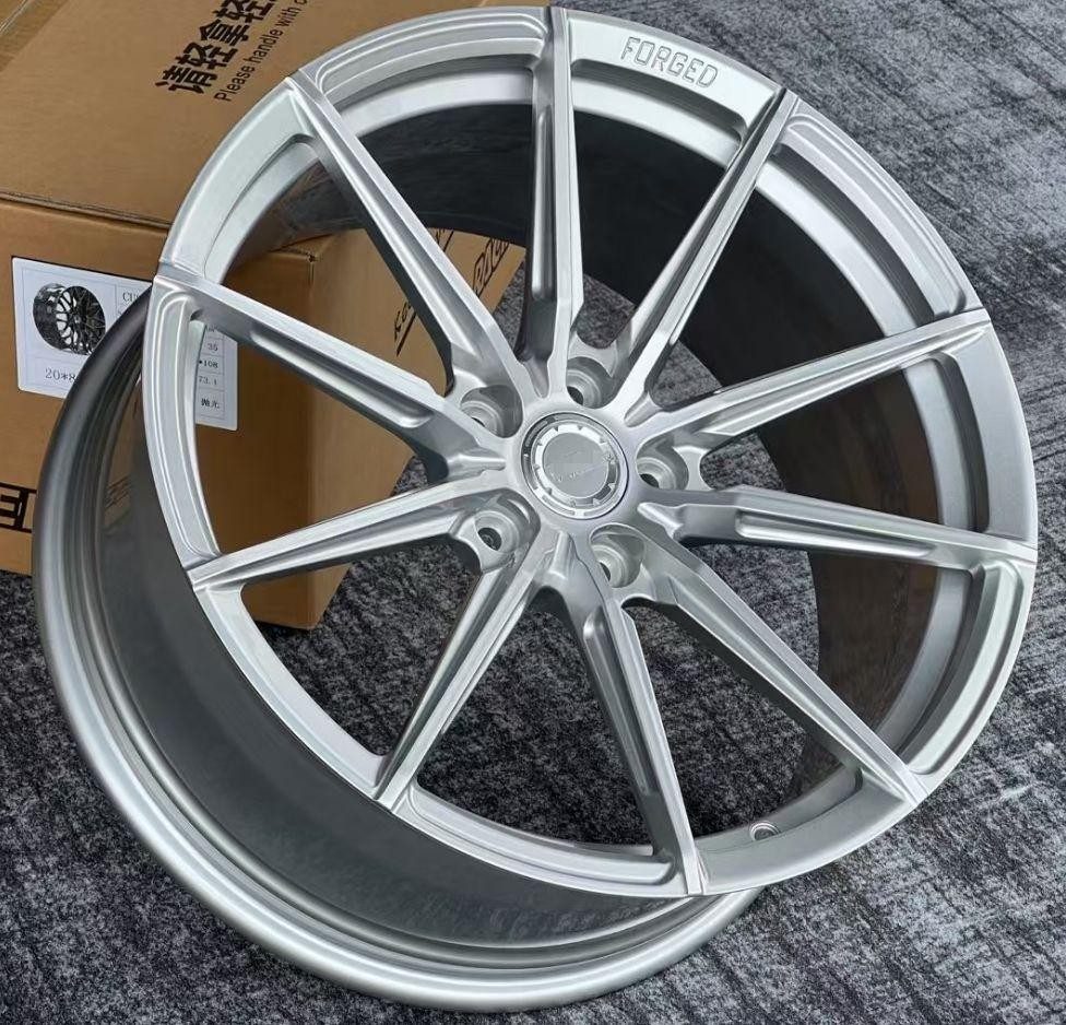 Кованые диски Ju-Tuning RL2909 брашированное серебро R19 5x120