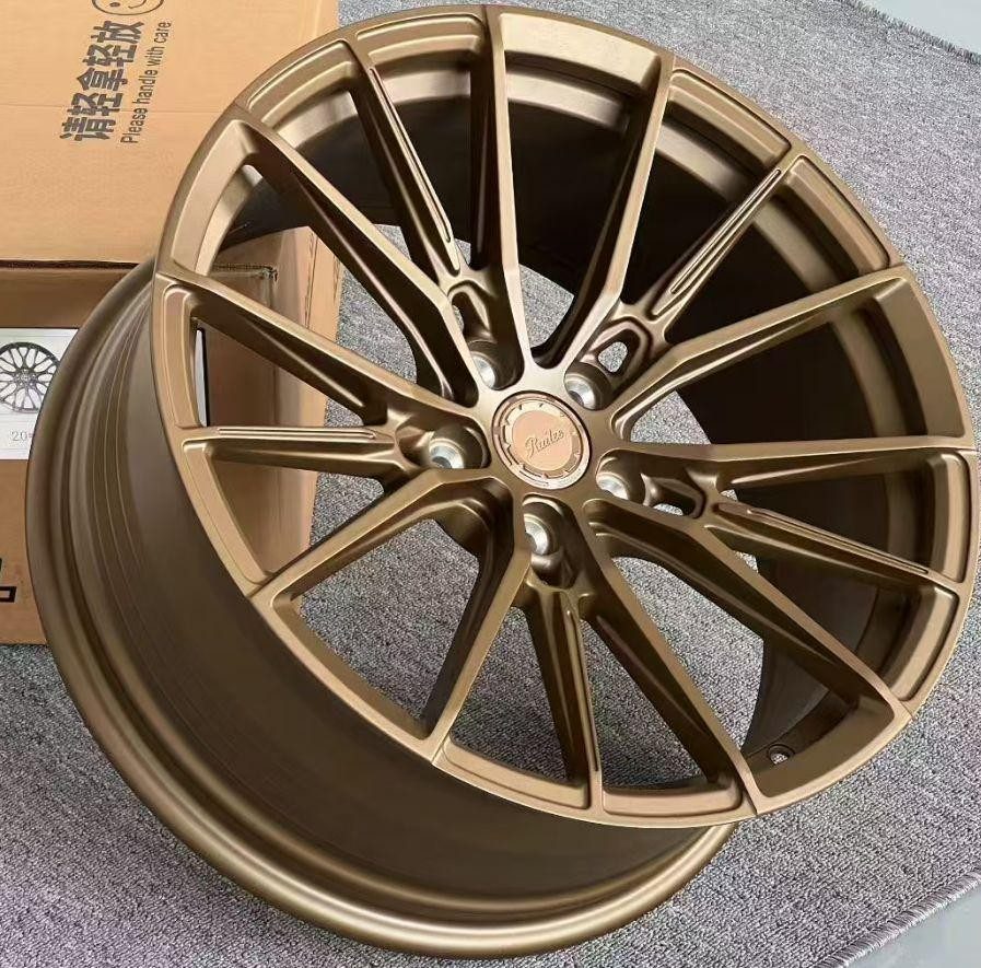 Кованые диски Ju-Tuning BRL8912 чёрный мат R20 5x112