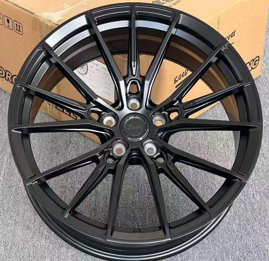 Кованые диски Ju-Tuning BRL8914 чёрный мат R20 5x112